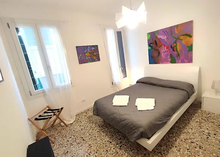 Ca San Luca Apartment *